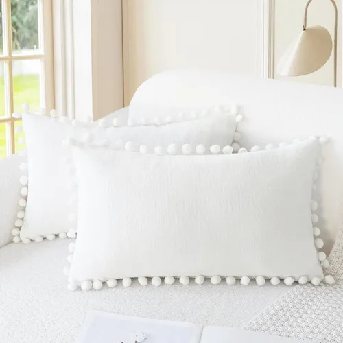 CaliTime Juego de 2 fundas de cojín de felpilla suave teñidas con pompones para sofá, decoración del hogar, 12 x 12 pulgadas, color blanco verdadero