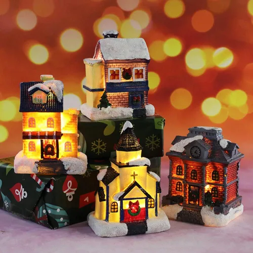 Vista 3 de EUBUY Casas de pueblo navideño con luces, resina de 4 pulgadas, rojo, funciona con pilas LED, mesa, estilo de dibujos animados, hechas a mano