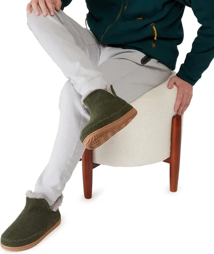 Vista 2 de Dearfoams Alpine Brixen - Botas cómodas de espuma viscoelástica para interiores y exteriores para hombre