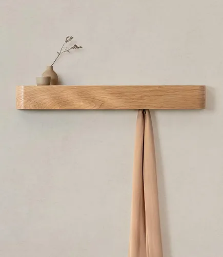 Vista 14 de Kazai. Perchero de pared 'Toke' – Perchero de diseño moderno con ganchos ocultos de pared – Perchero de panel de chapa de madera maciza – Roble