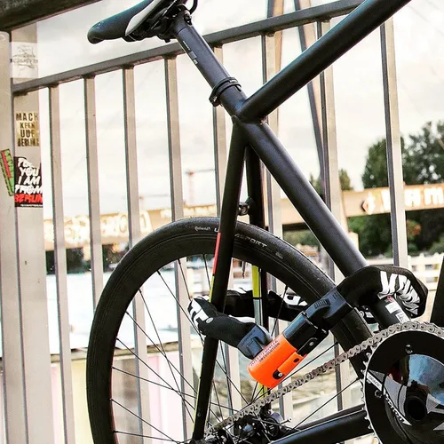 Vista 2 de Kryptonite Evolution 1090 Candado de Cadena para Bicicleta, Cadena de Acero de 10mm de 0.91 Metros de Largo, Antirrobo de Alta Resistencia, Candado