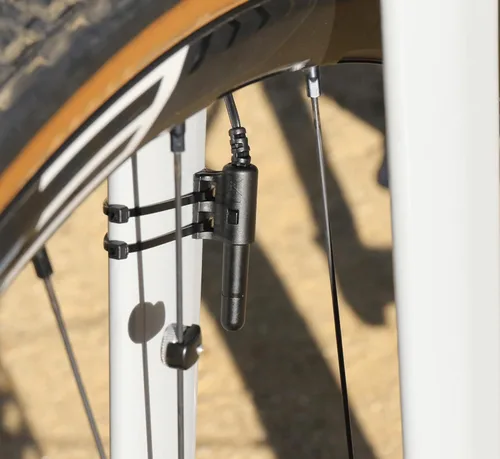 Vista 14 de CATEYE Computadora de bicicleta con cable - Velocímetro y odómetro de nivel básico, perfecto para ciclistas principiantes, arranque y parada