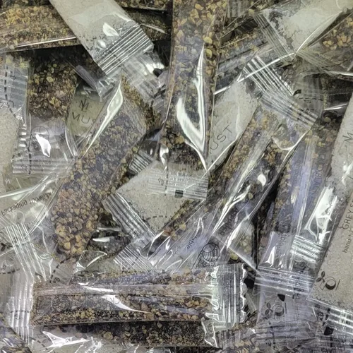 Vista 3 de Surtido de sal marina y pimienta natural – Barra Euro biodegradable compostable – 300 paquetes individuales