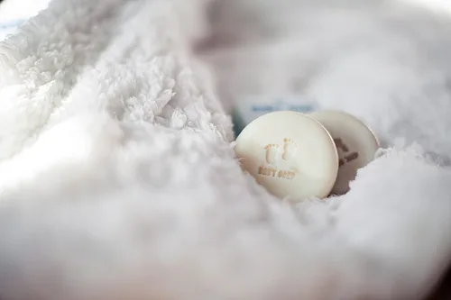 Vista 7 de Relaxcation Barra de jabón para bebés sin perfume, 4 ingredientes simples, aceite de coco orgánico, aceite de oliva y ricino, y manteca de cacao