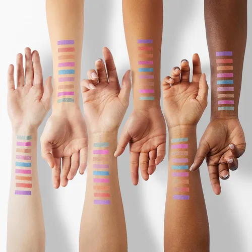 Vista 4 de Brillo de labios para niñas, brillos de labios brillantes para niñas, adolescentes y mujeres, Brillo almibarado Acabado brillante Larga