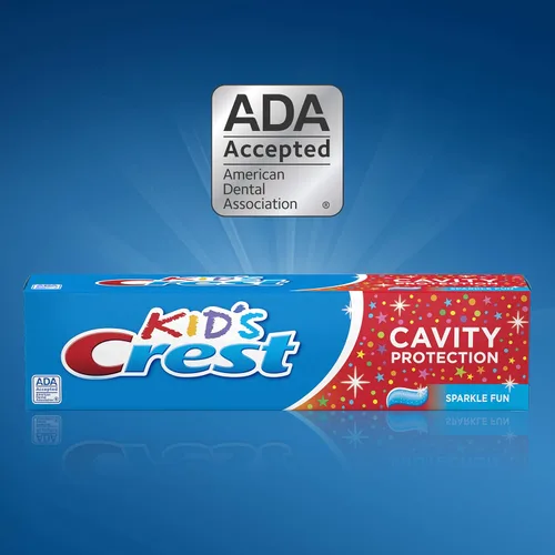 Vista 4 de Crest Kid's - Pasta de dientes con protección contra las caries para niños y niños pequeños a partir de 2 años, sabor Sparkle Fun, 4.6 onzas
