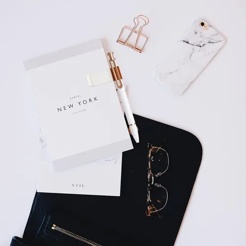 Vista 6 de Audoloku 4 soportes de clip de cuero sintético para cuadernos, diario, planificador