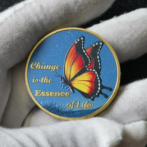 Vista 5 de El cambio es la moneda de desafío de medallón AA de sobriedad de mariposa de Essense of Life, cambia tu vida hoy