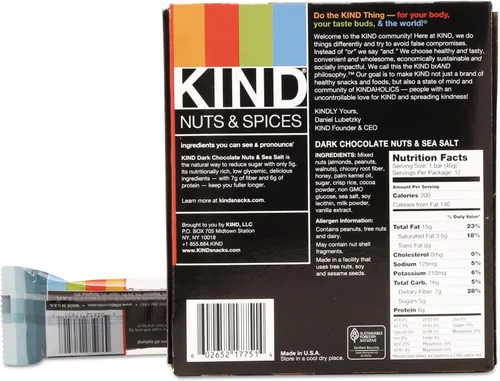 Vista 5 de Kind 17851 Barra de nueces y especias, nueces de chocolate negro y sal marina, 1.4 onzas, 12/caja