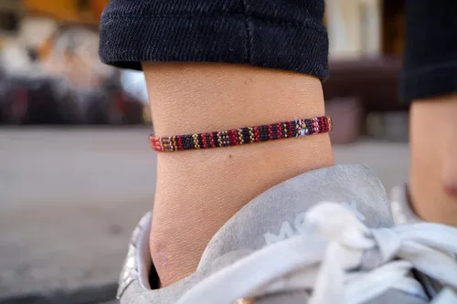 Vista 8 de Made by Nami Surfer Anklet for Men and Women Waterproof and Adjustable Surfer Ankle Bracelet String Ankle Bracelet Beach Accessory for Ethnic Hippie