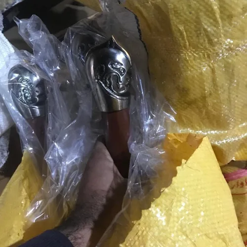 Vista 7 de Kraatos - Hacha de guerra vikinga, hacha de batalla vikinga, hacha de acero inoxidable forjada hecha a mano con hacha vikinga, mango de madera