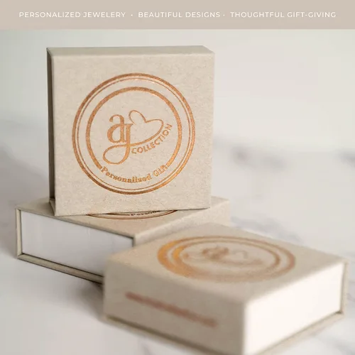 Vista 7 de Collar personalizado de plata de ley con placa de identificación de doble cara. Personaliza dos encantos. Elección de cadena de plata de ley. Mantén