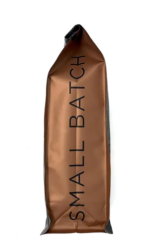 Vista 3 de Sumatra Mandheling Gr1 Granos de café tostado oscuro (grano entero de 12 onzas) - Good As Gold Coffee Roasters