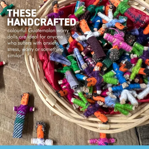 Vista 2 de Thorness Cesta de 72 mini muñecas guatemaltecas hechas a mano para niñas y niños - Muñecas de ansiedad